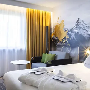 4* فندق نوفوتيل أنيسي سنتر أتريا